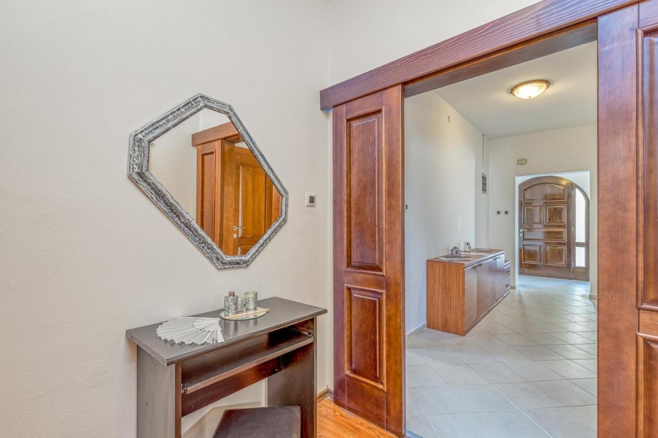 Villa Agatta With Private Pool Smoljanci Eksteriør bilde